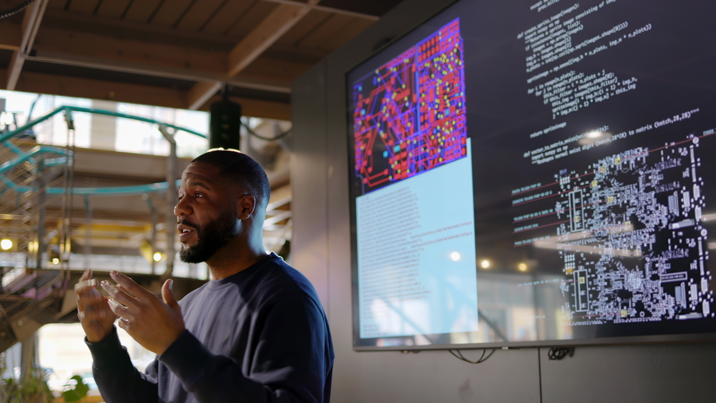 A bussiness owner presenting to his team while using new fiber internet